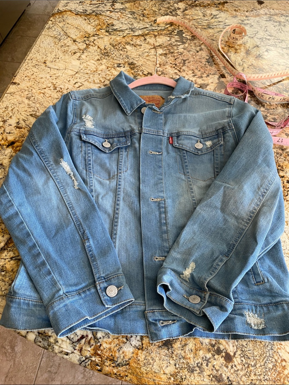 Boy’s LEVI’S Trucker Jean Jacket - Picture 13 of 13